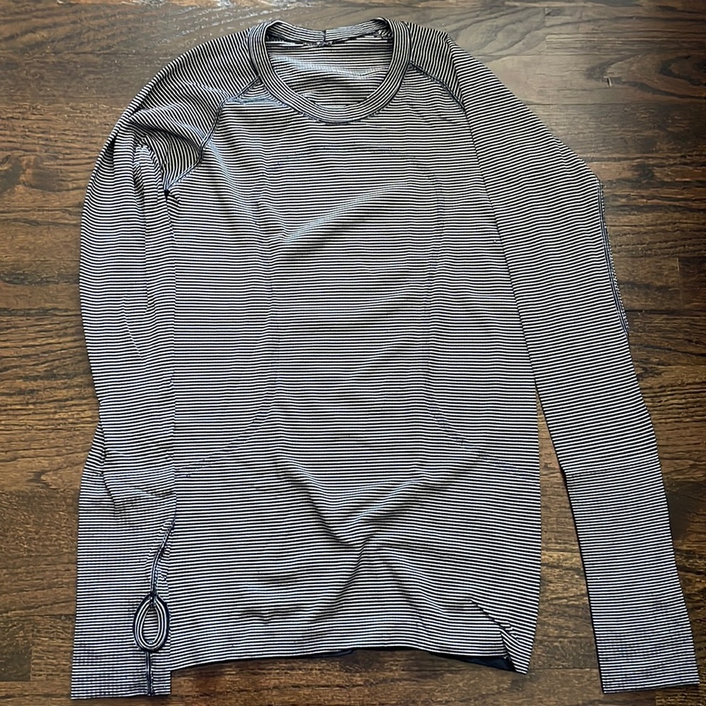 Lululemon Swiftly Tech Long Sleeve